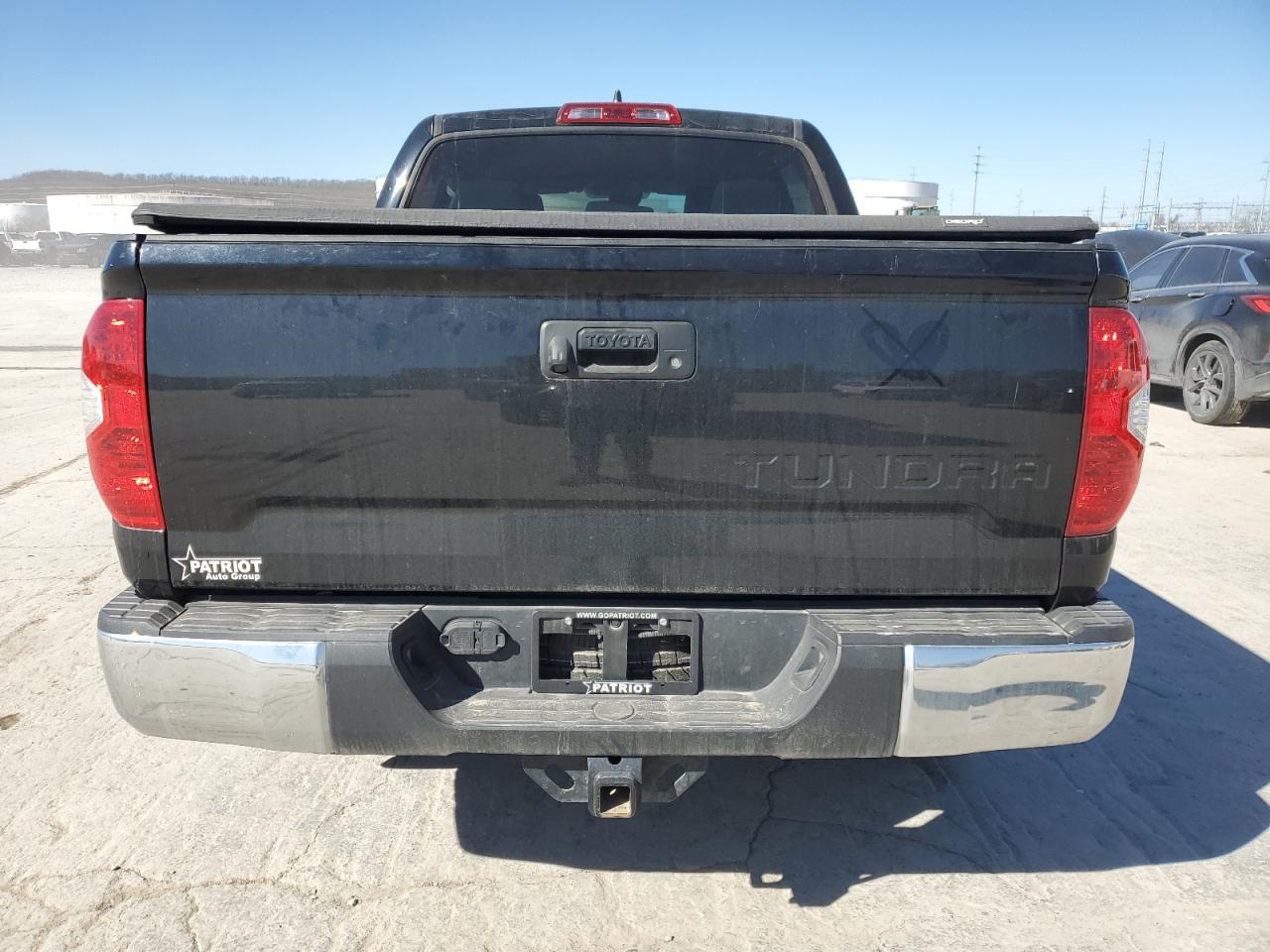 2021 Toyota Tundra VIN 5TFEY5F13MX288167 Copart auction photo, side damage thumbnail 6