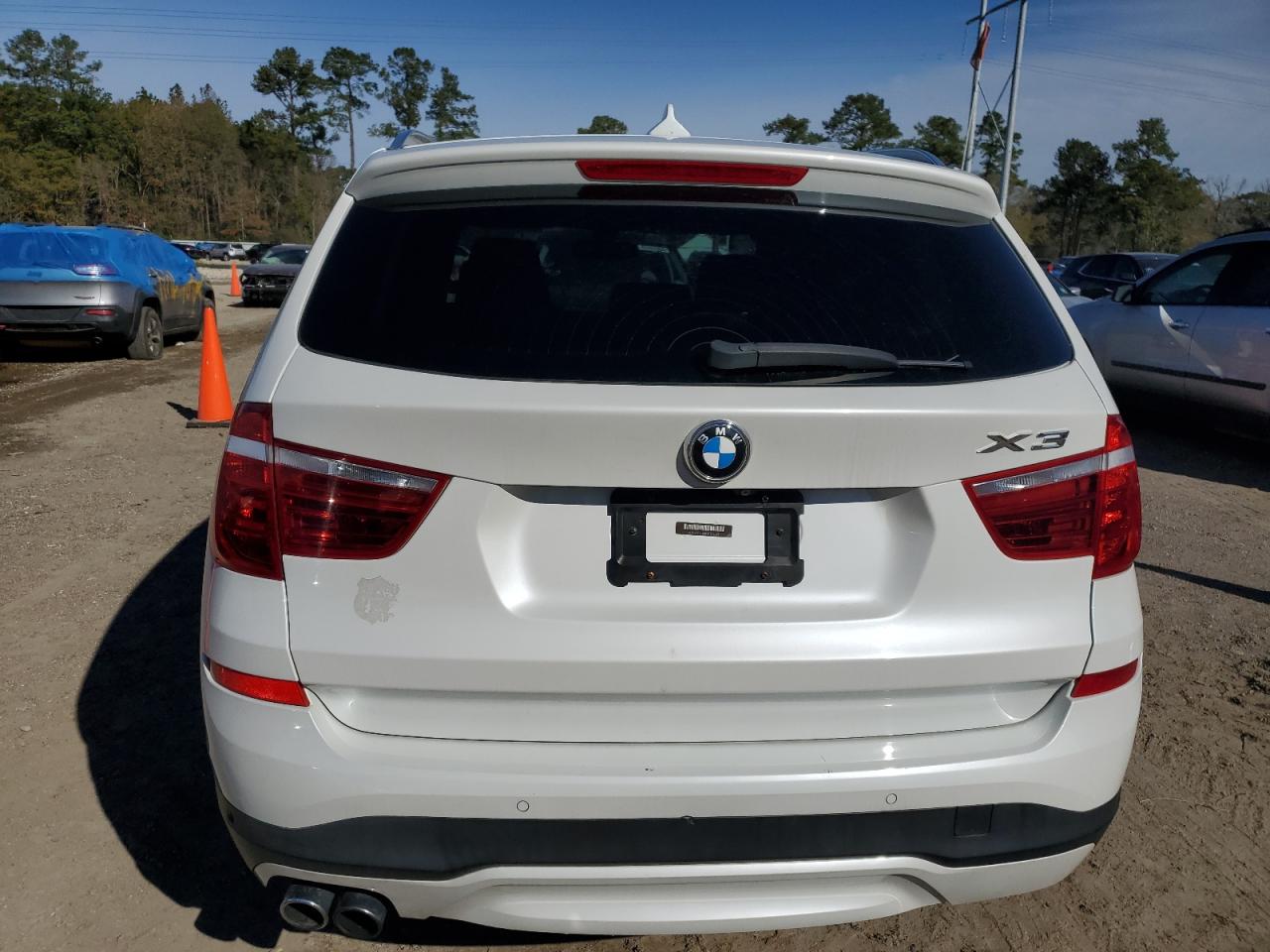 2016 BMW X3 VIN 5UXWZ7C58G0T42529 Copart auction photo, minor dent/scratches damage thumbnail 6