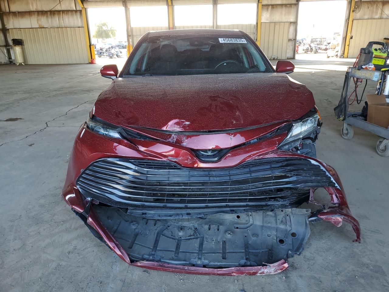 2019 Toyota Camry VIN 4T1B11HK5KU699747 Copart auction photo, front end damage thumbnail 5