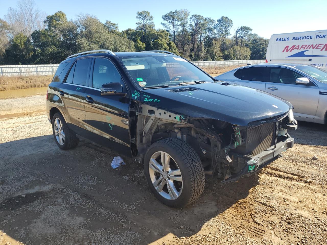 2014 Mercedes-Benz M-klasse VIN 4JGDA5HB1EA345021 Copart auction photo, front end damage thumbnail 4
