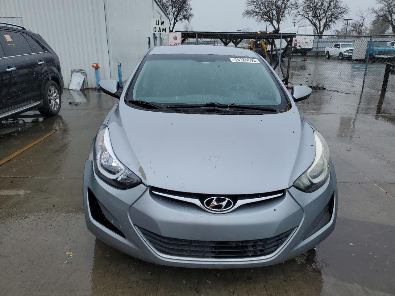 2016 Hyundai Elantra VIN 5NPDH4AE5GH774298 Copart auction photo, front end / side damage thumbnail 5