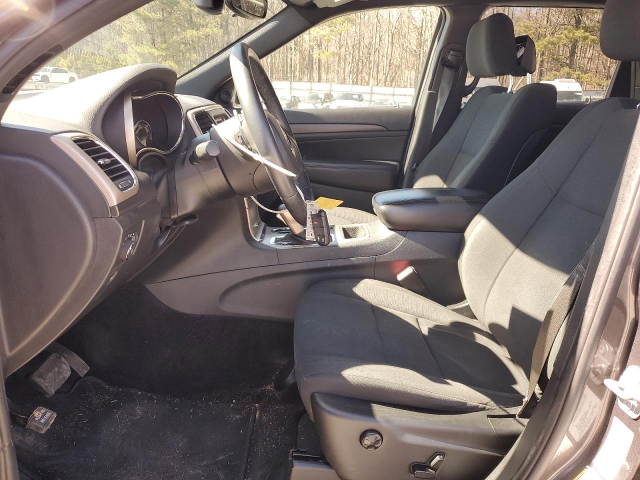 2017 Jeep Grand Cherokee VIN 1C4RJEAG4HC605811 Copart auction photo, rear end / front end damage thumbnail 7