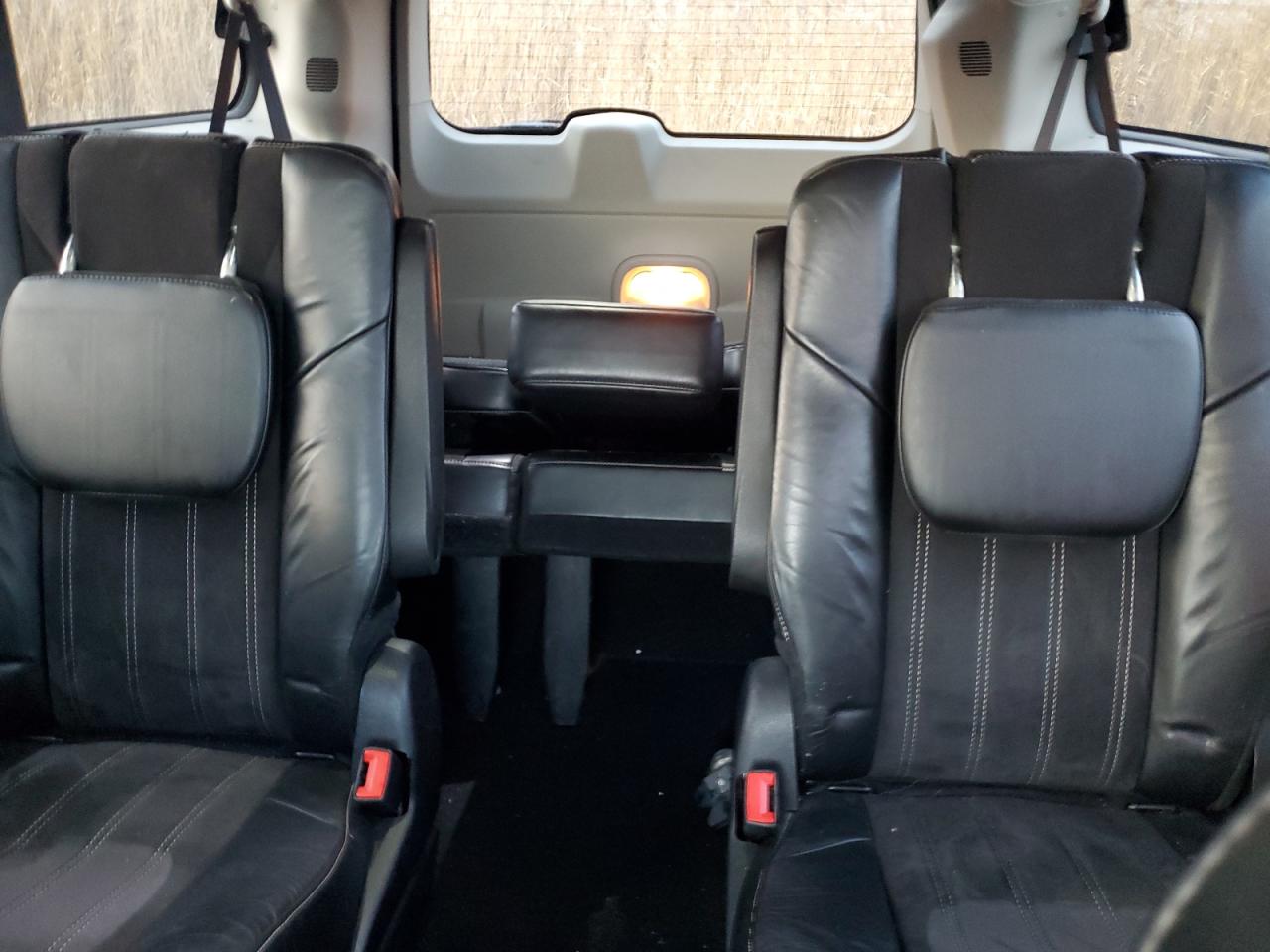 2015 Chrysler Town & Country VIN 2C4RC1JG7FR756178 Copart auction photo, front end / mechanical damage thumbnail 10