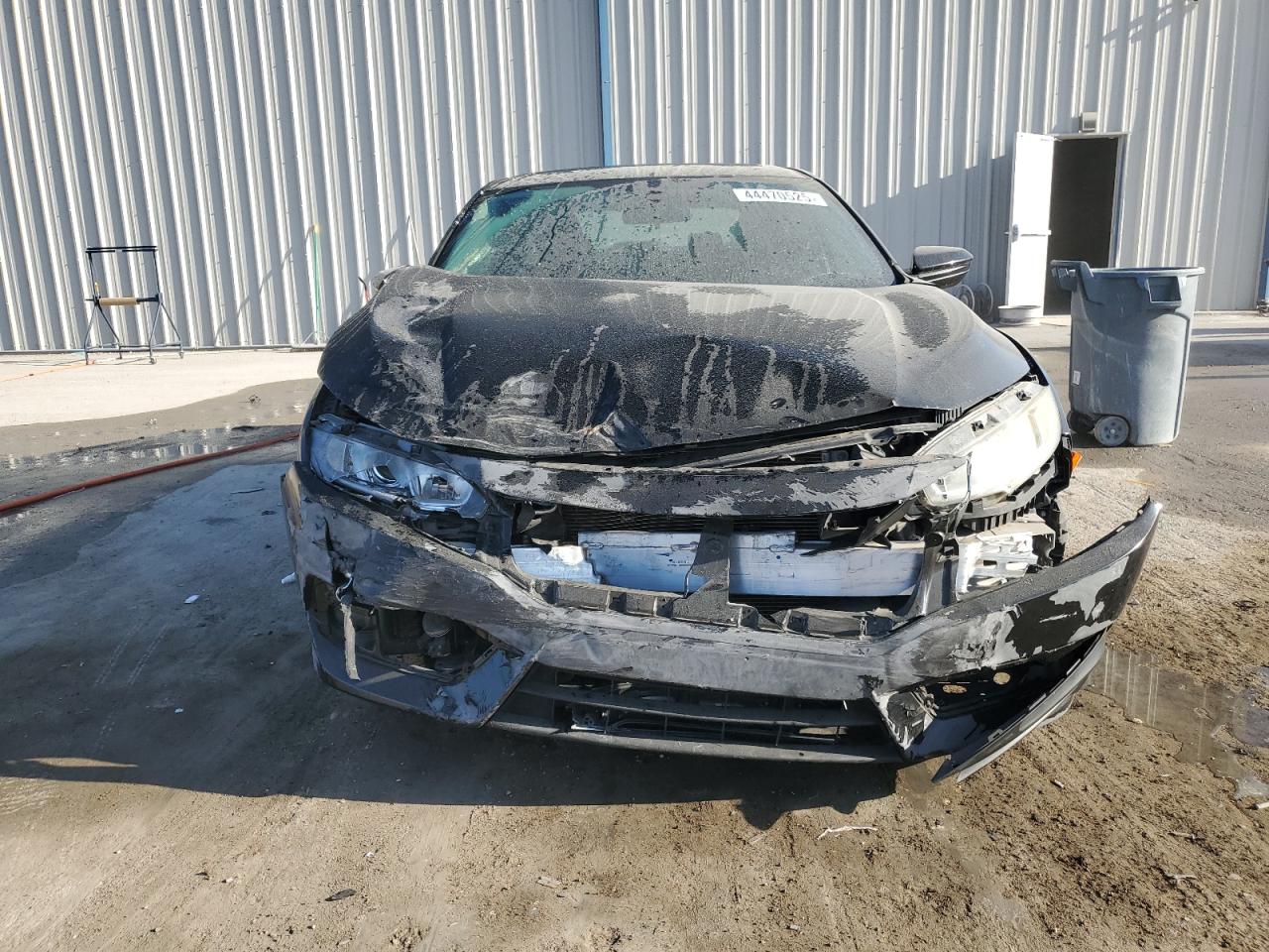 2017 Honda Civic VIN 19XFC2F71HE004417 Copart auction photo, front end damage thumbnail 5