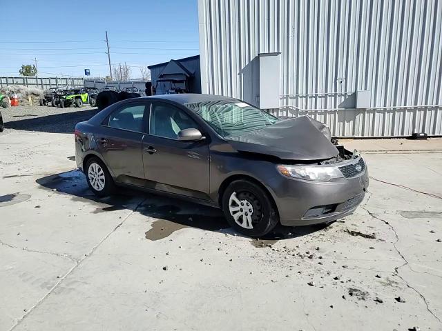 2013 KIA Forte VIN KNAFU4A29D5739122 Copart auction photo, front end damage thumbnail 13