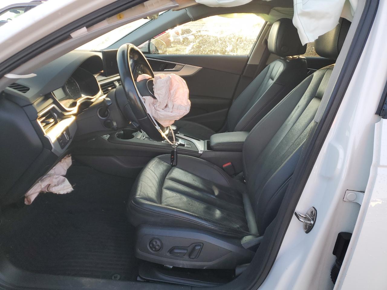 2017 Audi A4 VIN WAUANAF40HN006625 Copart auction photo, front end / minor dent/scratches damage thumbnail 7