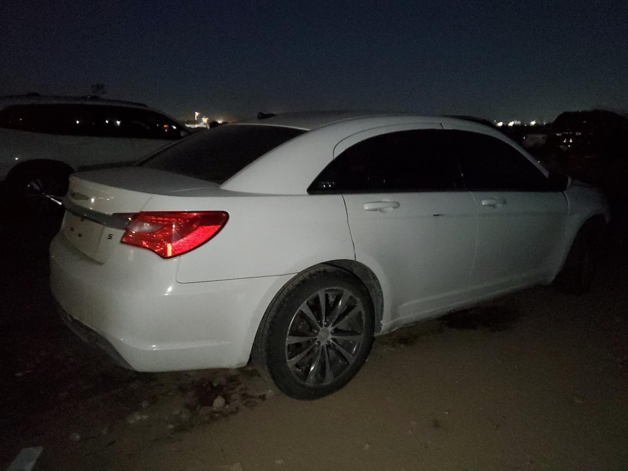 2014 Chrysler 200 VIN 1C3CCBBG1EN159022 Copart auction photo, front end / mechanical damage thumbnail 3