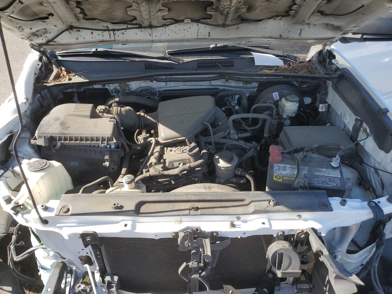 2017 Toyota Tacoma VIN 5TFRX5GN5HX094297 Copart auction photo, front end / side damage thumbnail 12