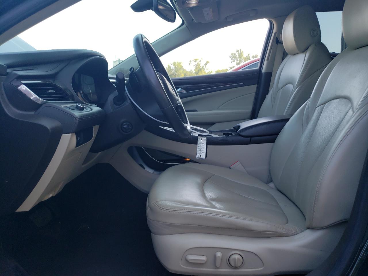2017 Buick LaCrosse VIN 1G4ZP5SS5HU161054 Copart auction photo, front end / hail damage thumbnail 7