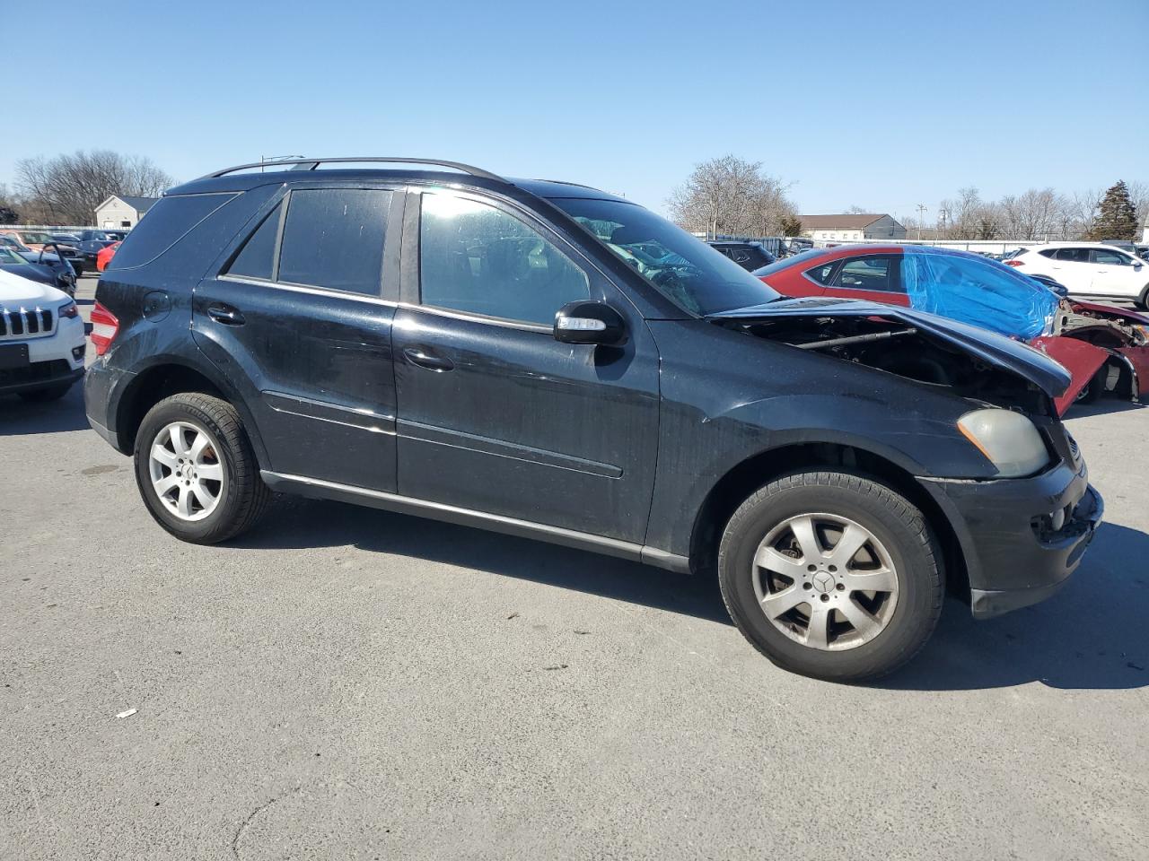 2007 Mercedes-Benz M-klasse VIN 4JGBB86E47A207267 Copart auction photo, front end damage thumbnail 4