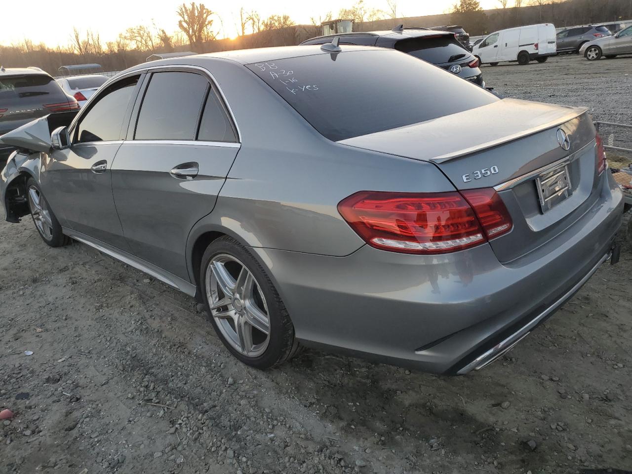 2014 Mercedes-Benz E-klasse VIN WDDHF5KB0EA809311 Copart auction photo, front end damage thumbnail 2