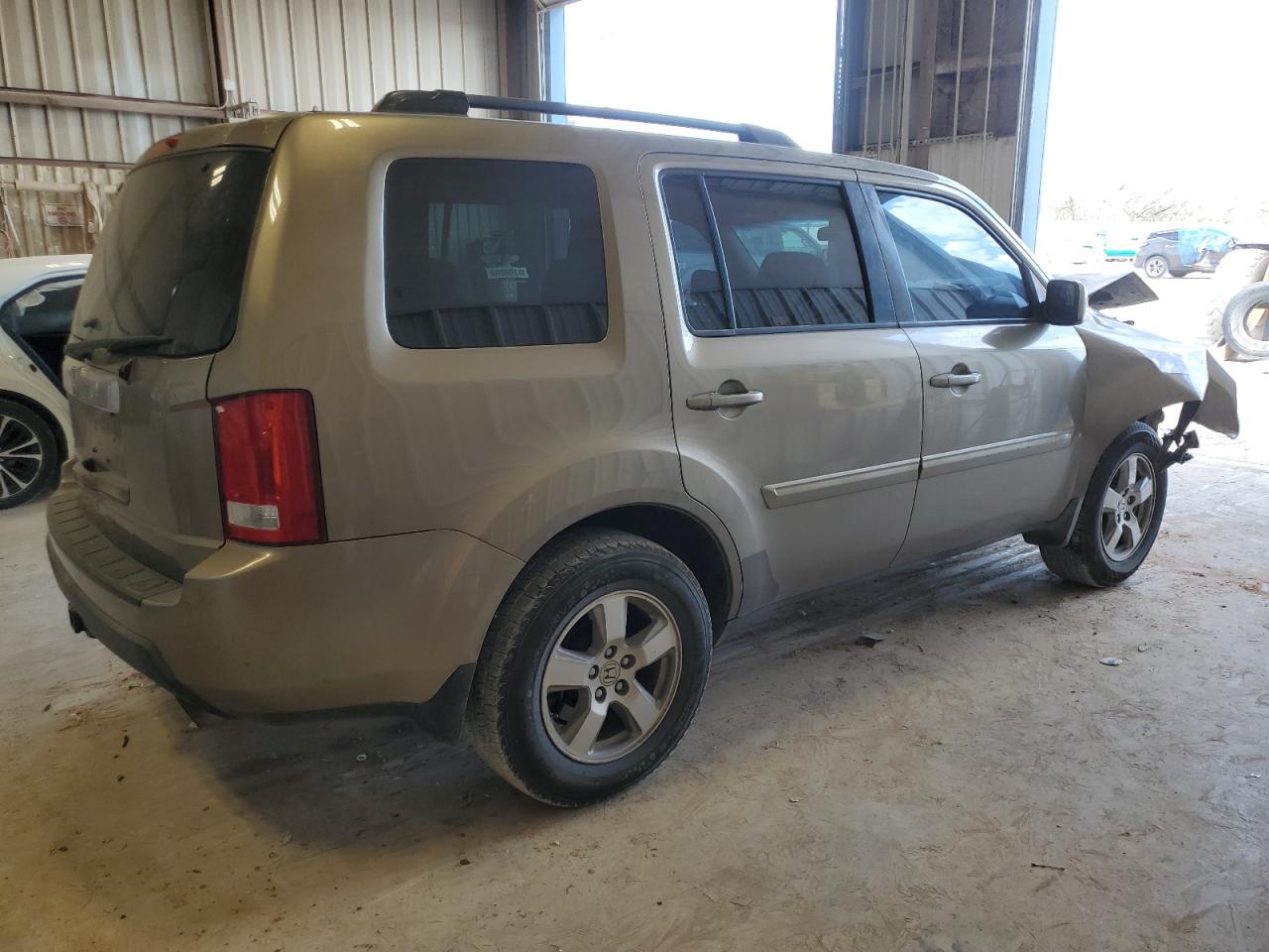 2011 Honda Pilot VIN 5FNYF3H48BB033455 Copart auction photo, front end / minor dent/scratches damage thumbnail 3