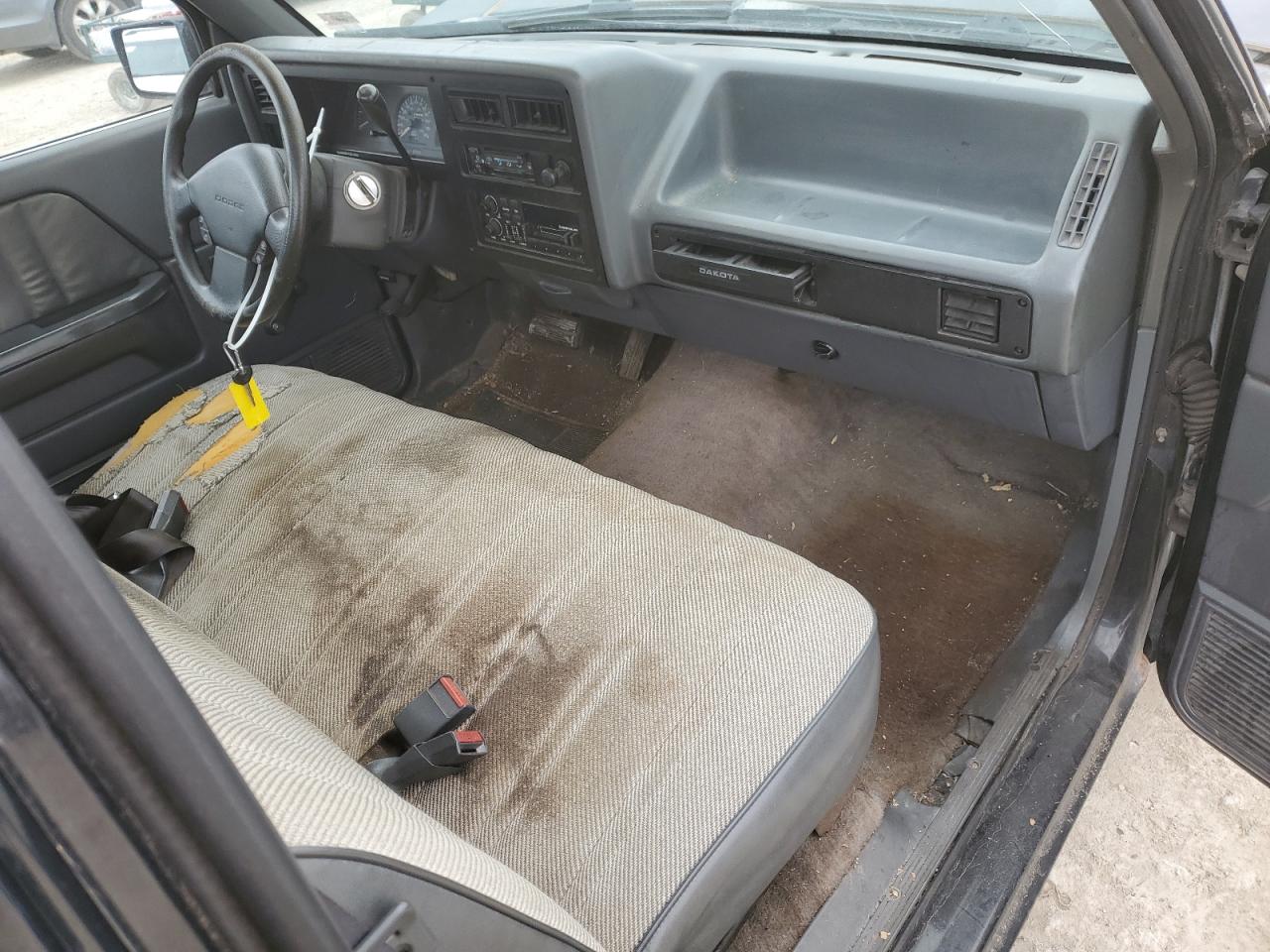 1992 Dodge Dakota VIN 1B7FL26Y6NS559333 Copart auction photo, front end damage thumbnail 8