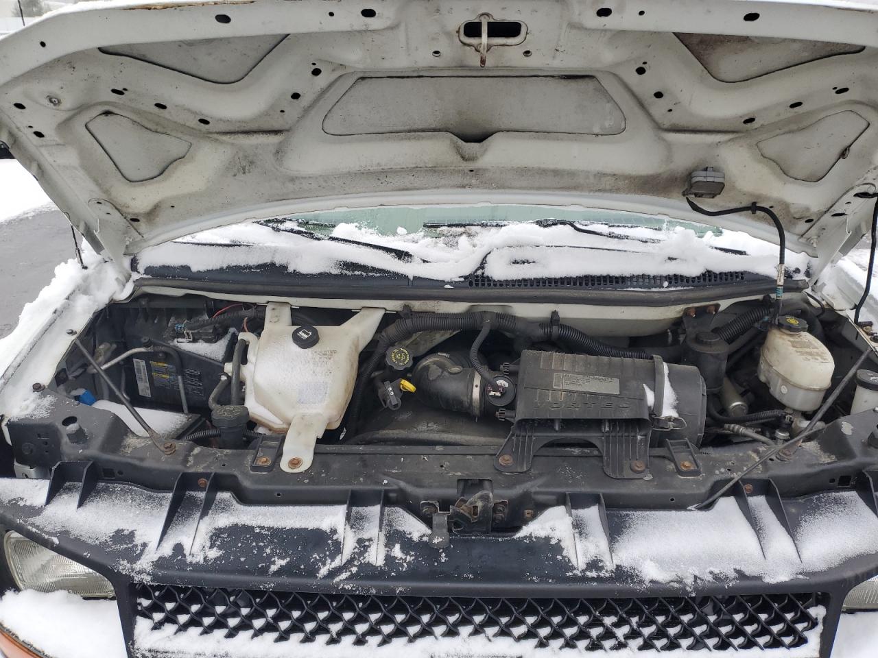 2011 Chevrolet Express VIN 1GCSGAFX9B1120052 Copart auction photo, normal wear damage thumbnail 12