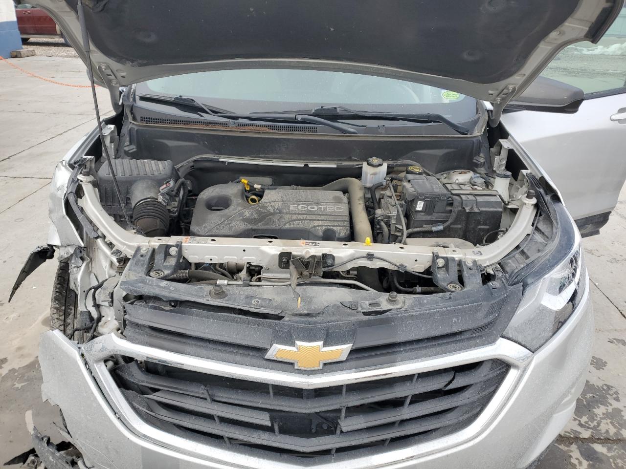 2021 Chevrolet Equinox VIN 3GNAXHEV0MS180041 Copart auction photo, front end / side damage thumbnail 12