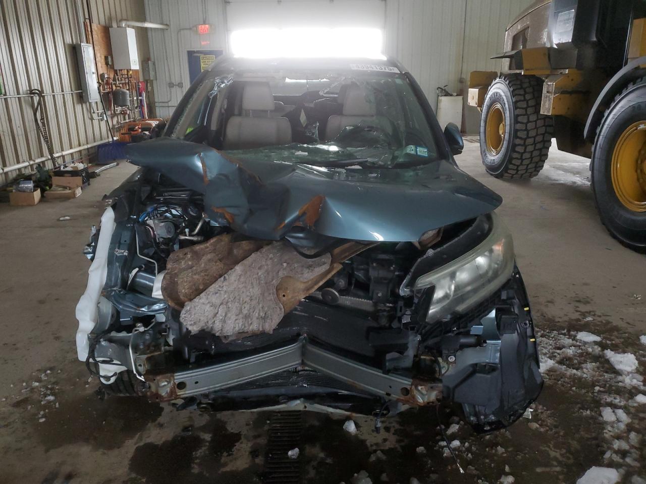 2015 Honda CR-V VIN 5J6RM4H71FL050038 Copart auction photo, front end / top/roof damage thumbnail 5