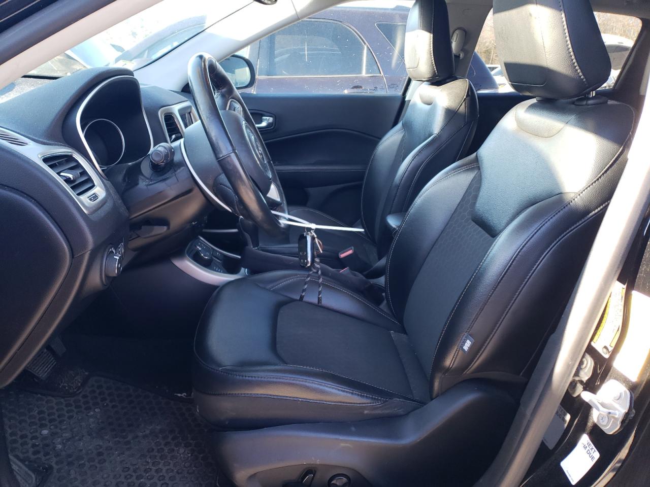 2018 Jeep Compass VIN 3C4NJDBB7JT393735 Copart auction photo, front end damage thumbnail 7
