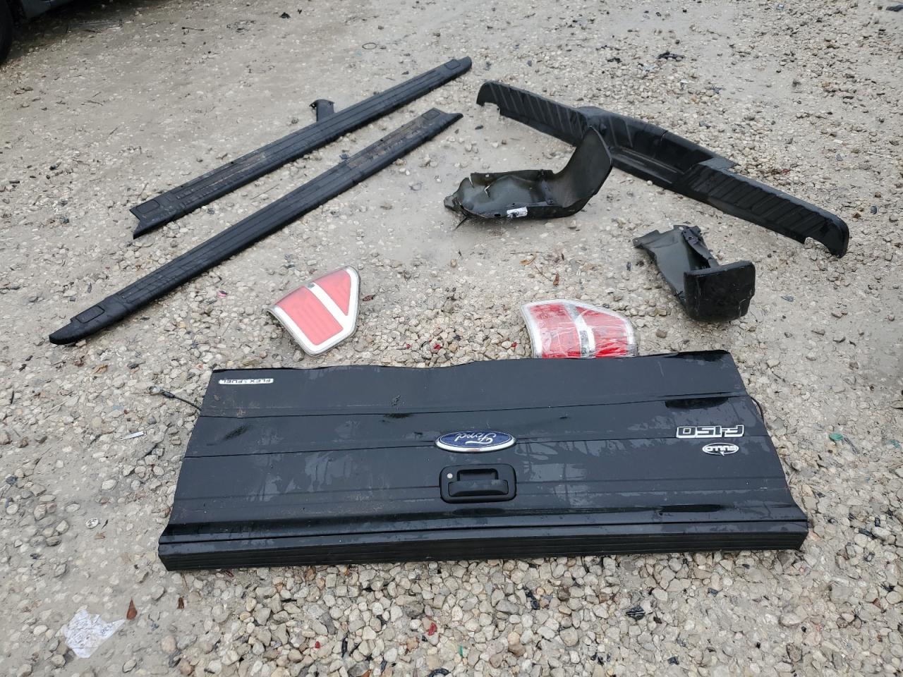 2014 Ford F-150 VIN 1FTMF1CM5EFC31436 Copart auction photo, rear end damage thumbnail 12