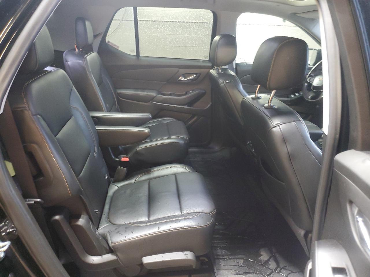 2018 Chevrolet Traverse VIN 1GNEVJKW3JJ272902 Copart auction photo, all over damage thumbnail 11