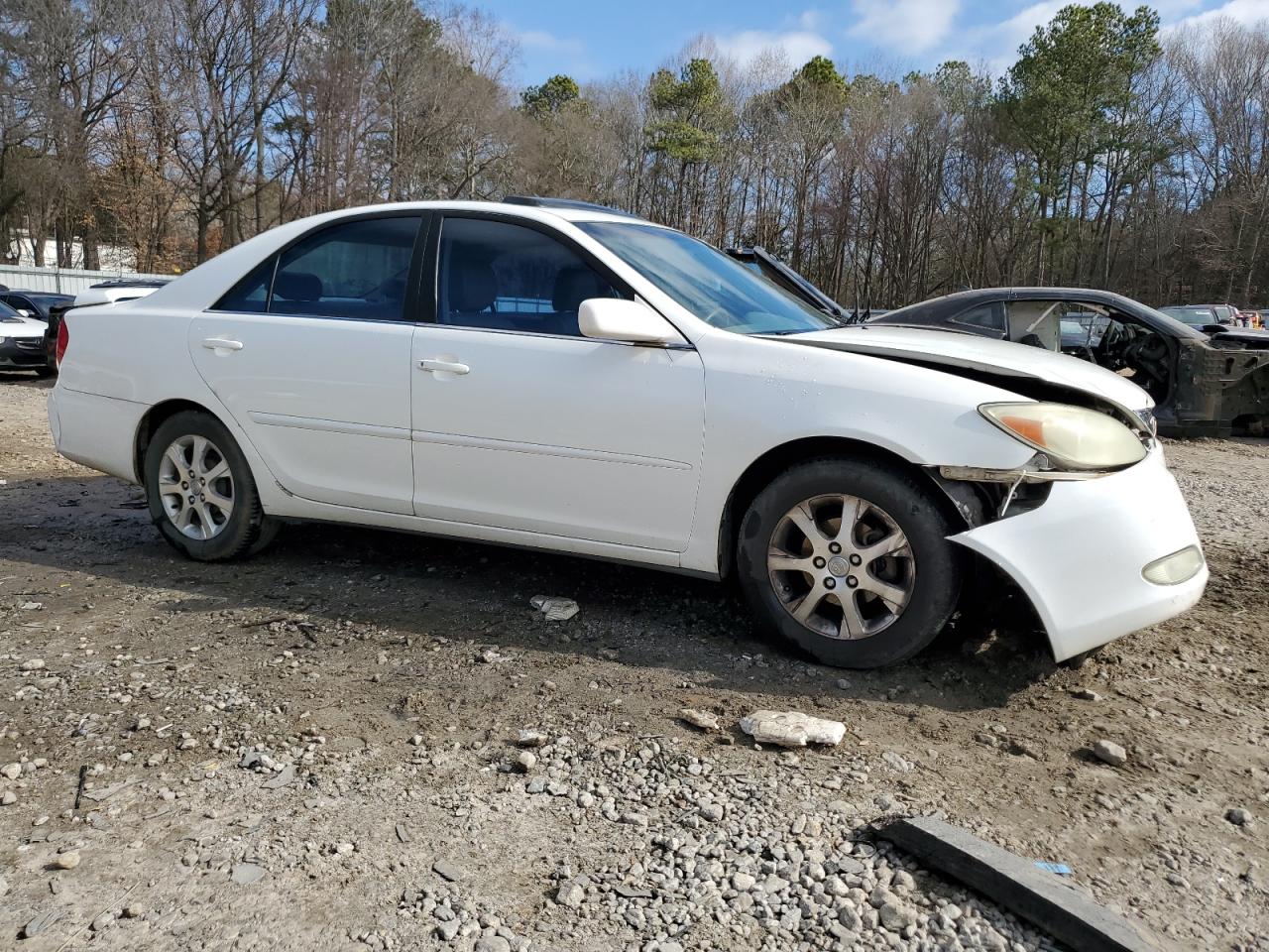 2004 Toyota Camry VIN JTDBE32K540287321 Copart auction photo, front end / rear end damage thumbnail 4