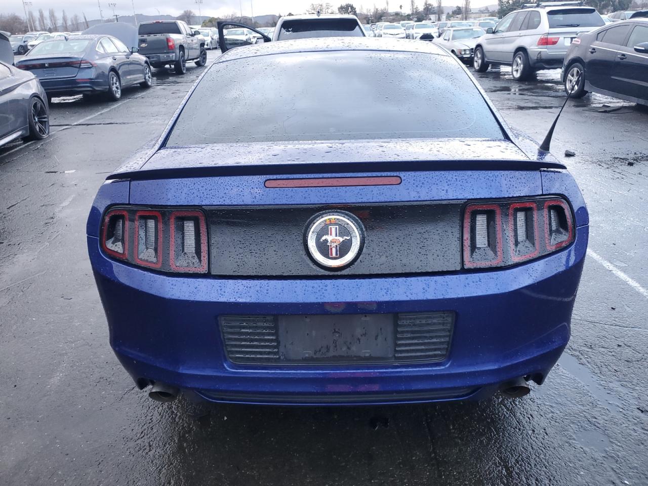 2013 Ford Mustang VIN 1ZVBP8AM6D5260123 Copart auction photo, front end damage thumbnail 6