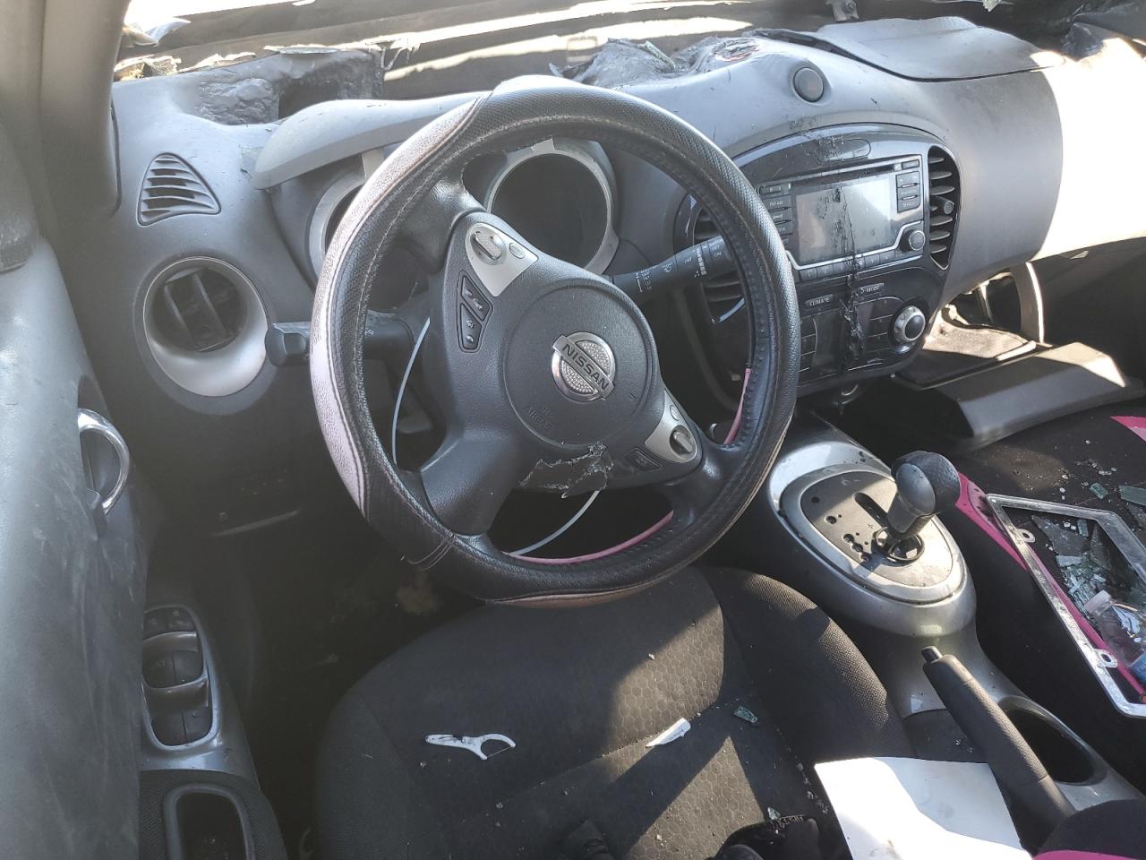 2017 Nissan Juke VIN JN8AF5MR2HT704627 Copart auction photo, burn damage thumbnail 8