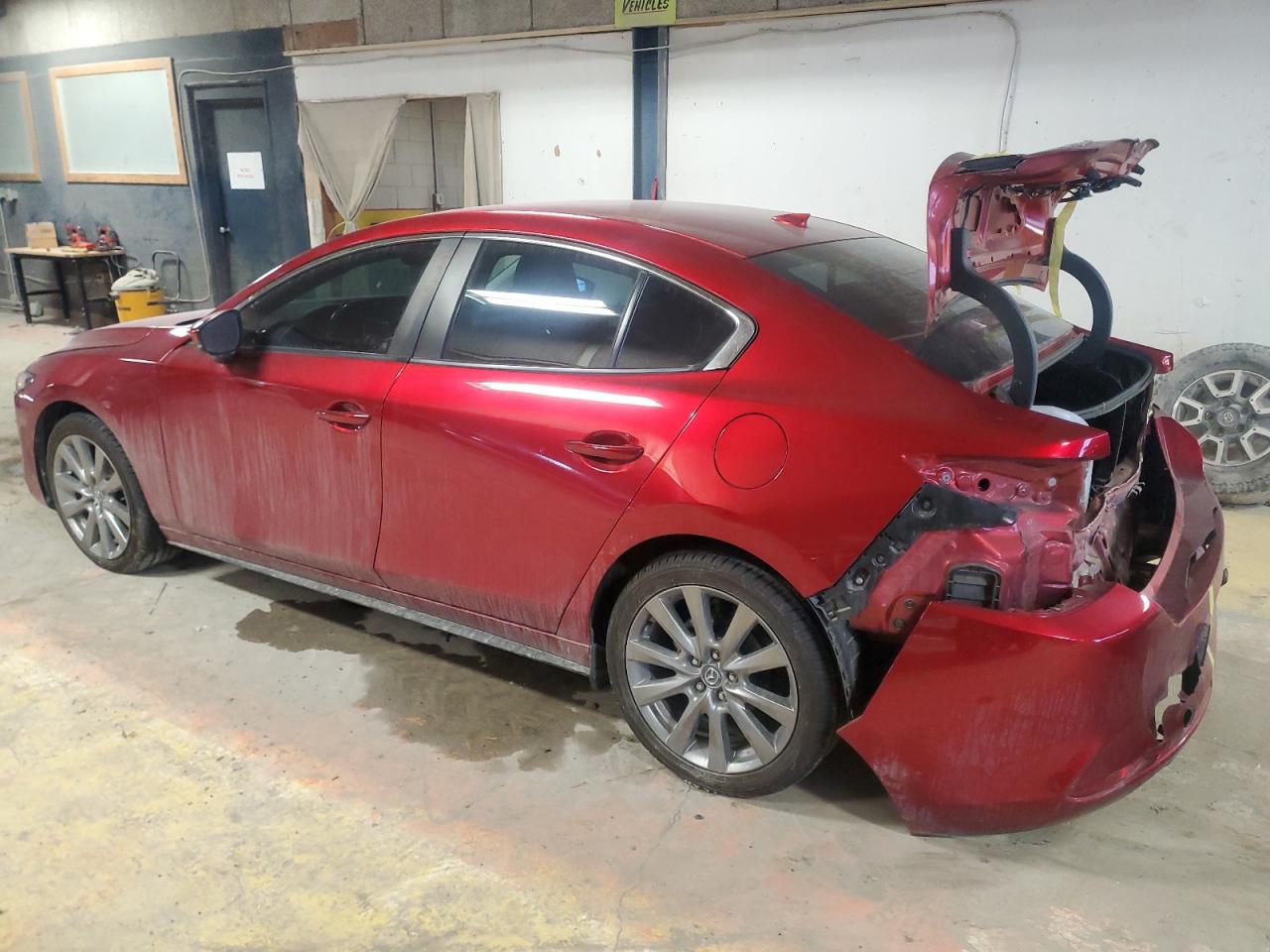 2020 Mazda 3 VIN 3MZBPADL8LM134820 Copart auction photo, rear end / minor dent/scratches damage thumbnail 2