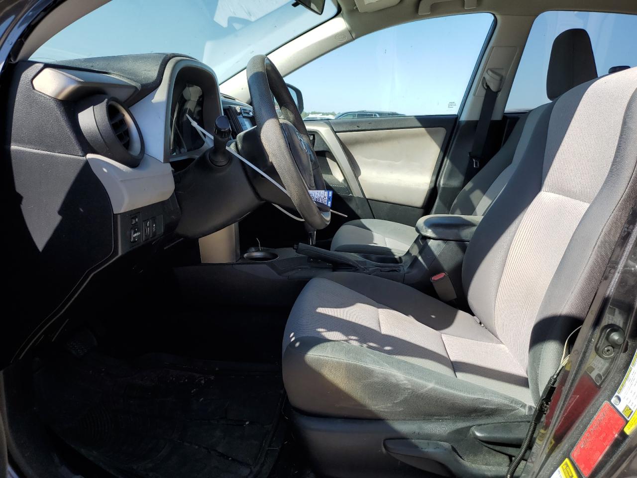 2015 Toyota RAV 4 VIN 2T3ZFREV5FW151063 Copart auction photo, side / all over damage thumbnail 7