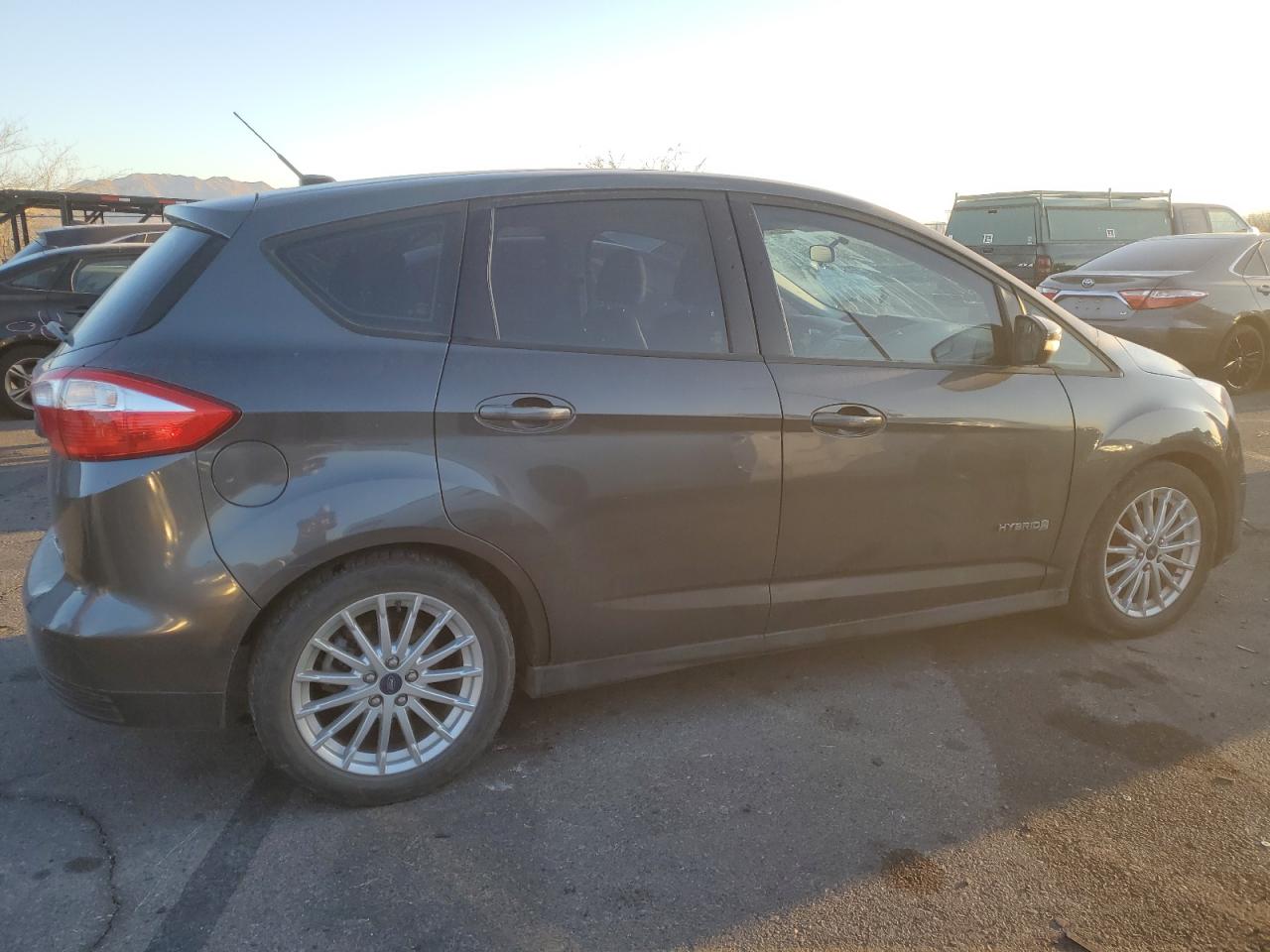 2015 Ford C-MAX VIN 1FADP5AU1FL110807 Copart auction photo, side / rear end damage thumbnail 3