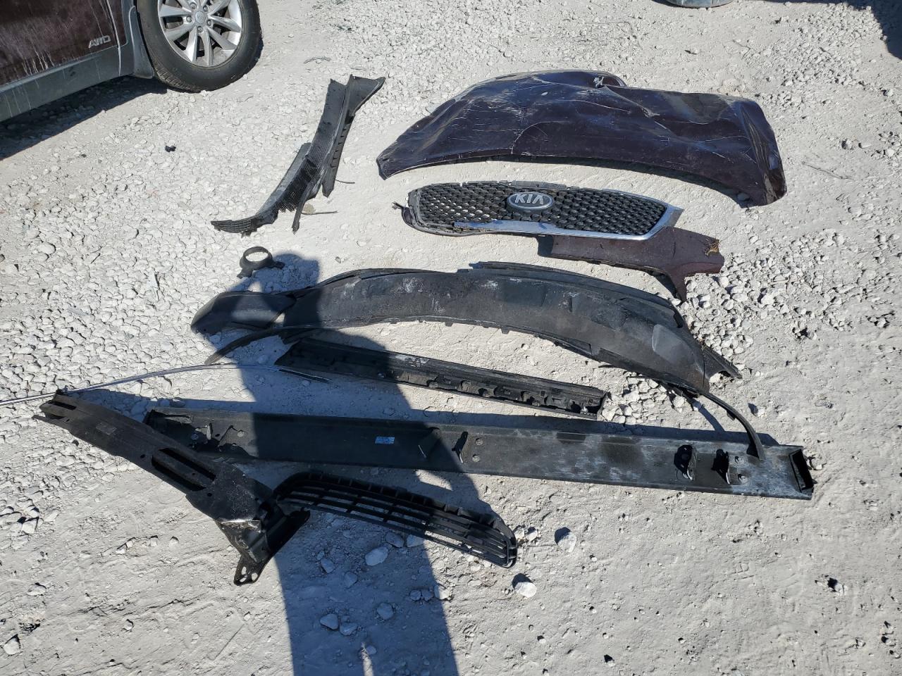 2018 KIA Sorento VIN 5XYPGDA33JG429137 Copart auction photo, rollover / minor dent/scratches damage thumbnail 15