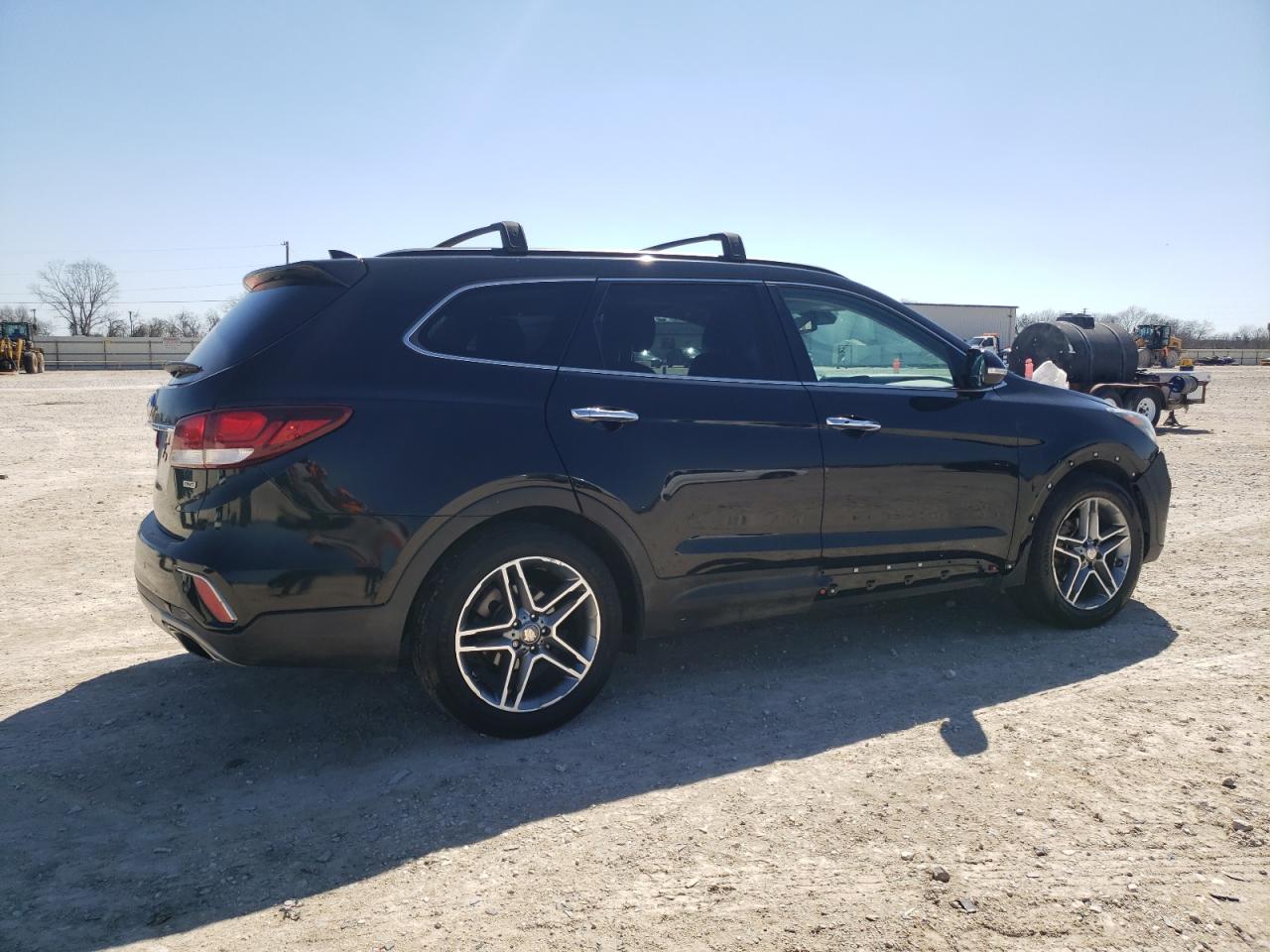 2017 Hyundai Santa Fe VIN KM8SR4HF5HU254835 Copart auction photo, front end / side damage thumbnail 3