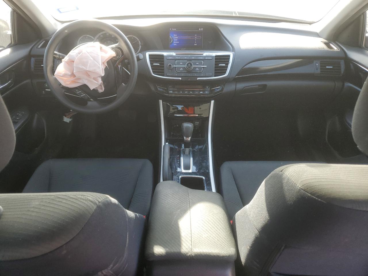 2017 Honda Accord VIN 1HGCR2F33HA250548 Copart auction photo, front end / minor dent/scratches damage thumbnail 8
