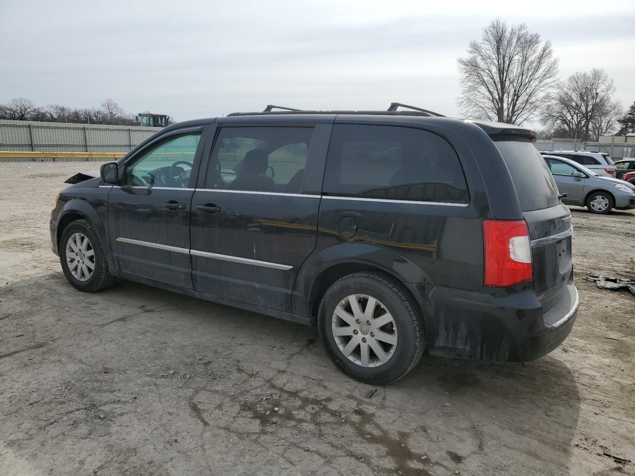 2015 Chrysler Town & Country VIN 2C4RC1BG9FR694457 Copart auction photo, front end damage thumbnail 2