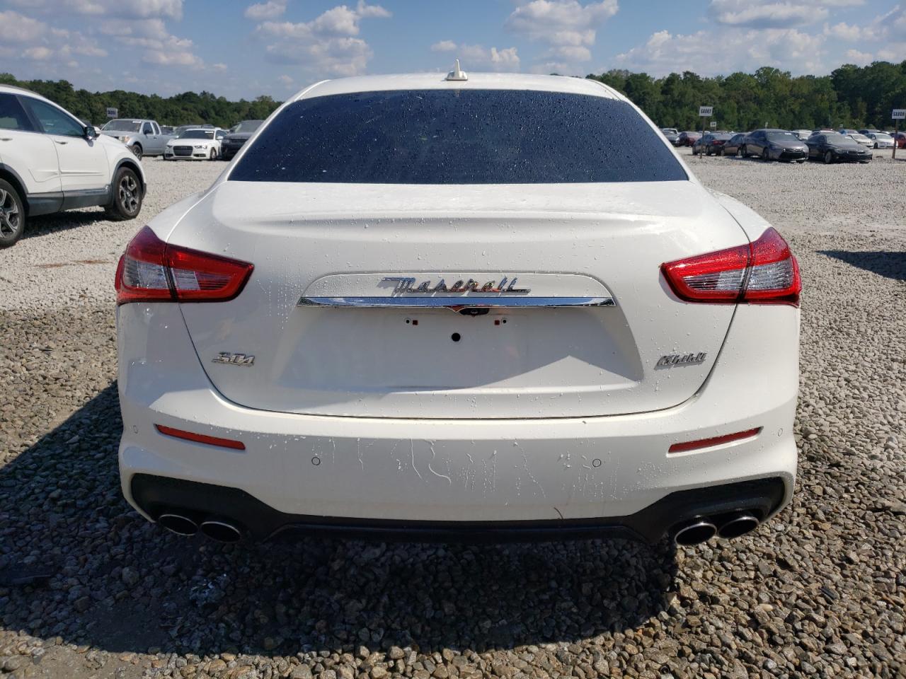 2019 Maserati Ghibli VIN ZAM57YTS8K1315165 Copart auction photo, minor dent/scratches damage thumbnail 6