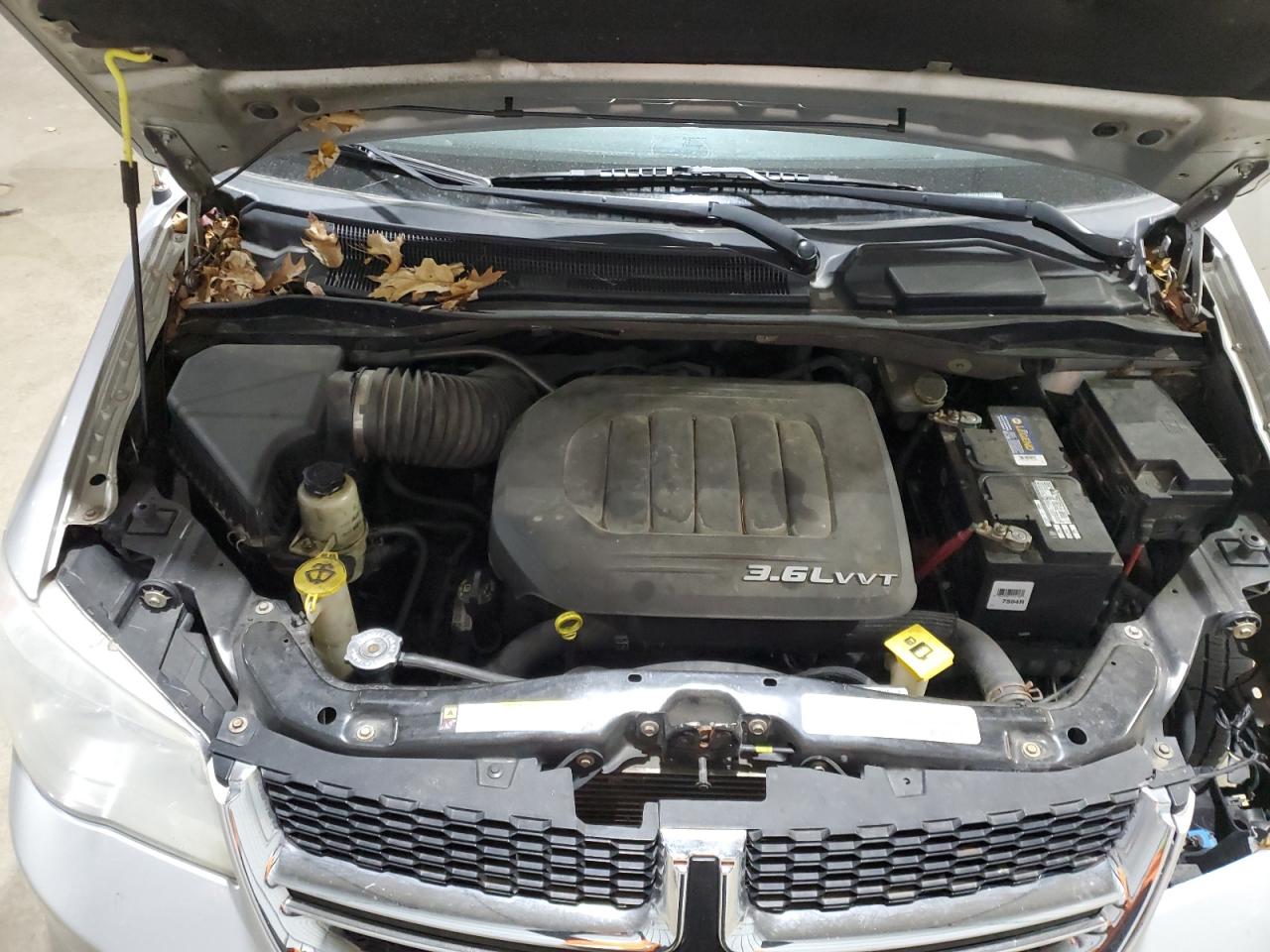 2012 Dodge Caravan VIN 2C4RDGDG3CR129274 Copart auction photo, front end / minor dent/scratches damage thumbnail 12