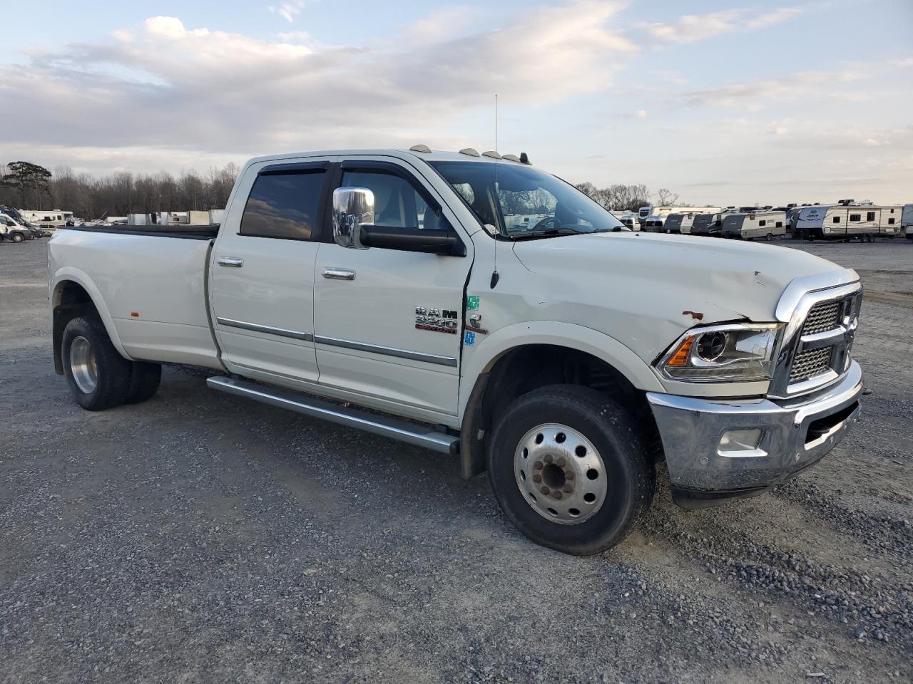 2016 RAM 3500 VIN 3C63RRJL1GG208661 Copart auction photo, all over / mechanical damage thumbnail 4
