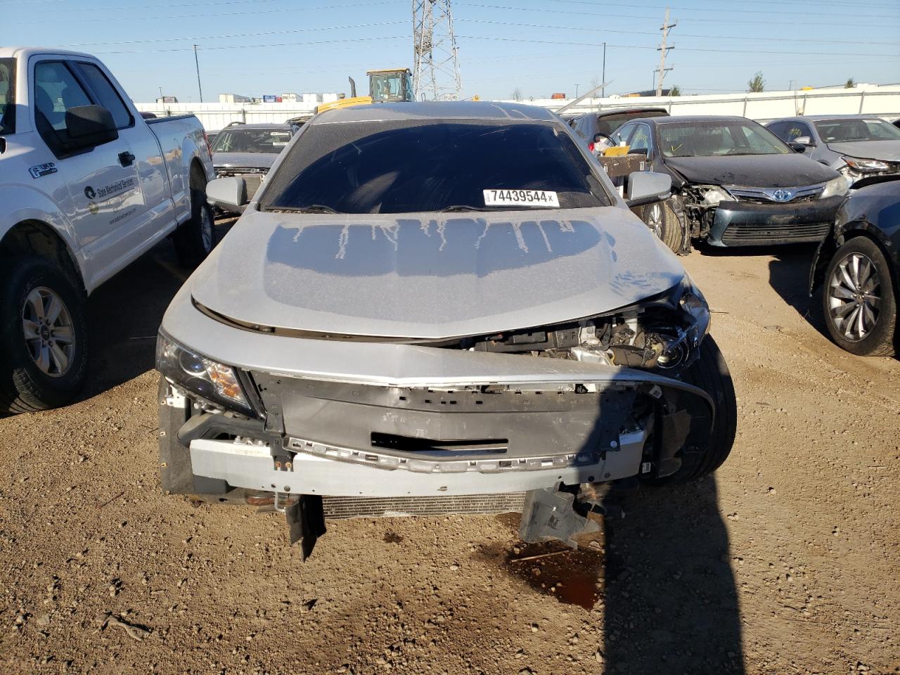 2016 Chevrolet Impala VIN 2G1105SA9G9185567 Copart auction photo, front end / minor dent/scratches damage thumbnail 5