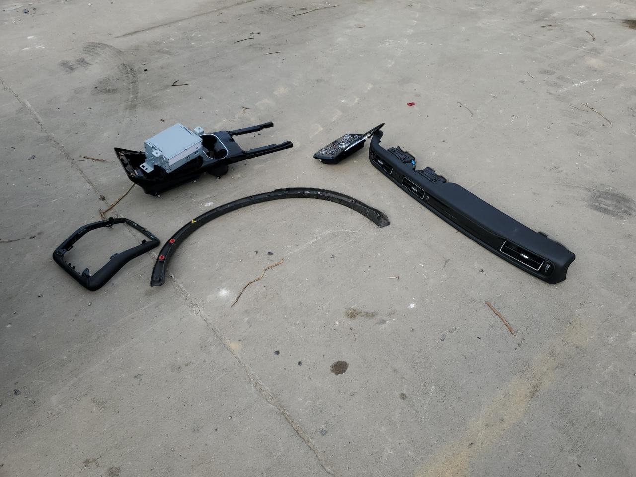 2012 Lincoln MKZ VIN 3LNHL2GC3CR816111 Copart auction photo, burn - interior damage thumbnail 15