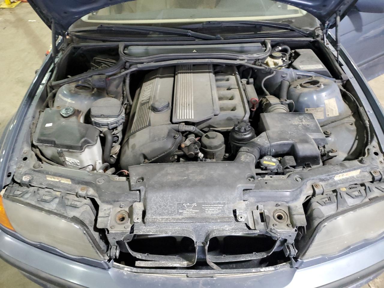 2000 BMW 3er VIN WBAAM3338YKC66026 Copart auction photo, undercarriage damage thumbnail 11