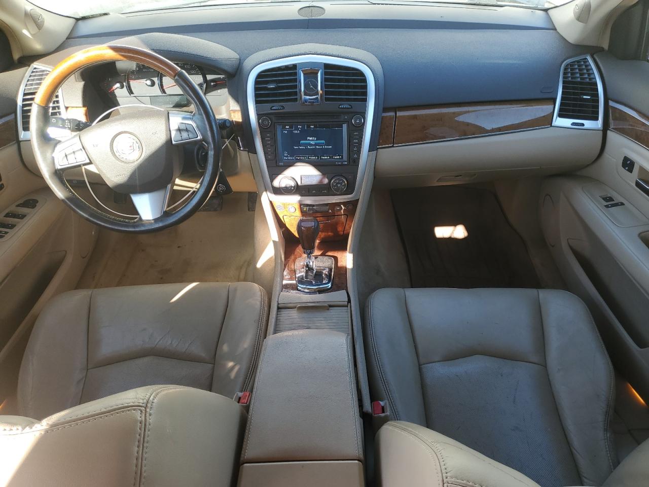 2009 Cadillac SRX VIN 1GYEE437290100504 Copart auction photo, front end damage thumbnail 8