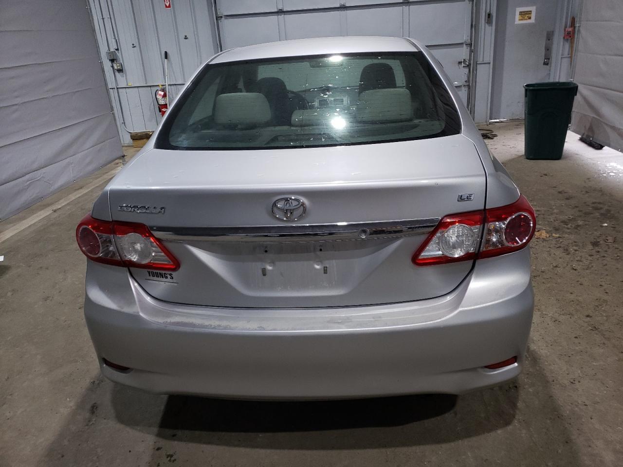 2011 Toyota Corolla VIN JTDBU4EE7B9132633 Copart auction photo, front end / minor dent/scratches damage thumbnail 6