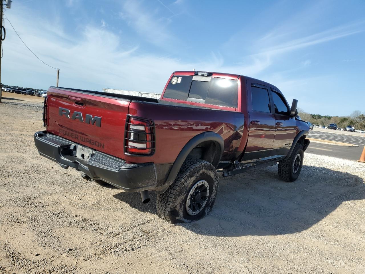2022 RAM 2500 VIN 3C6TR5EJ2NG111256 Copart auction photo, front end / side damage thumbnail 3