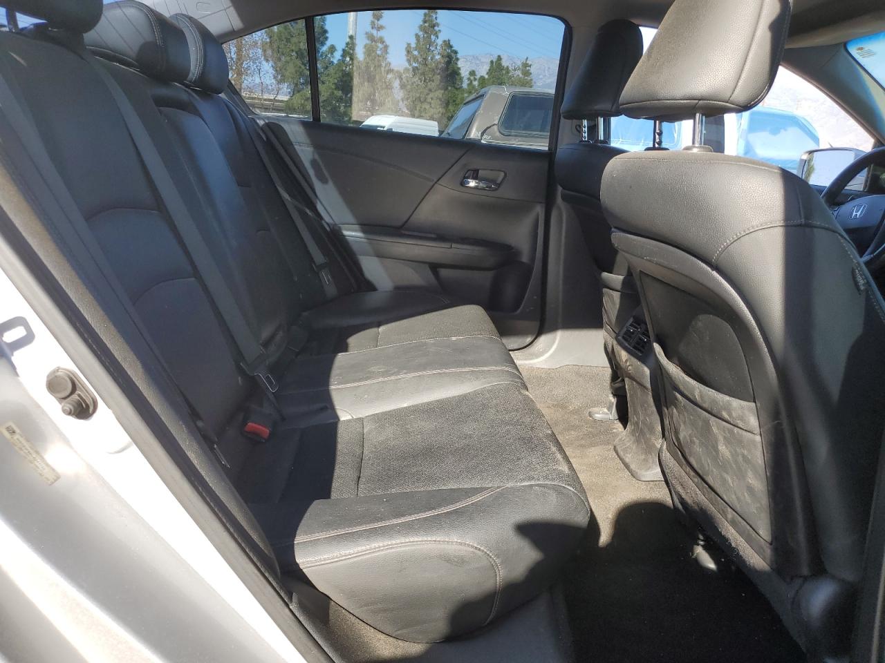 2013 Honda Accord VIN 1HGCR3F88DA047733 Copart auction photo, burn - engine / burn damage thumbnail 11