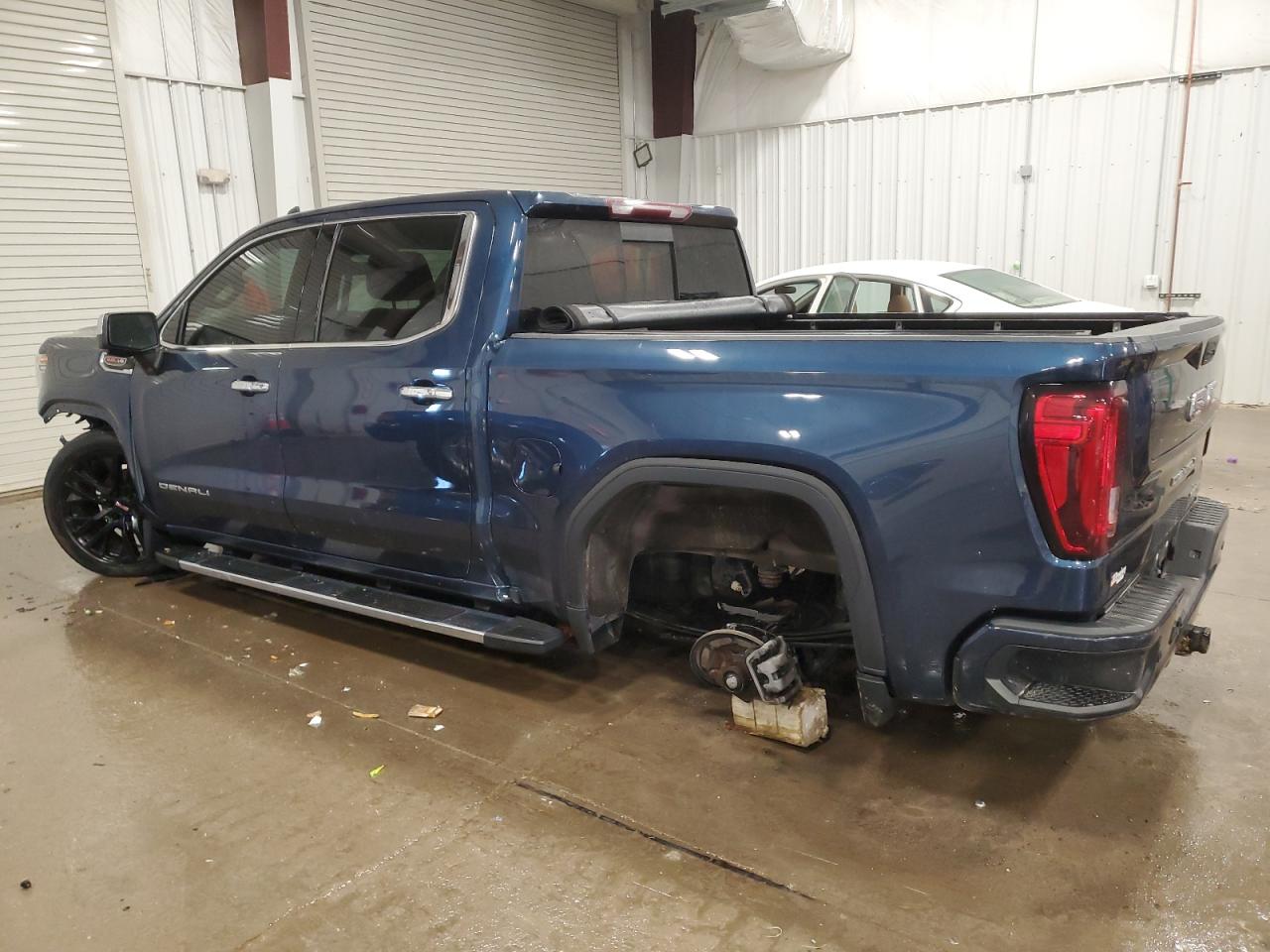 2021 GMC Sierra VIN 3GTU9FELXMG387235 Copart auction photo, front end / rear end damage thumbnail 2