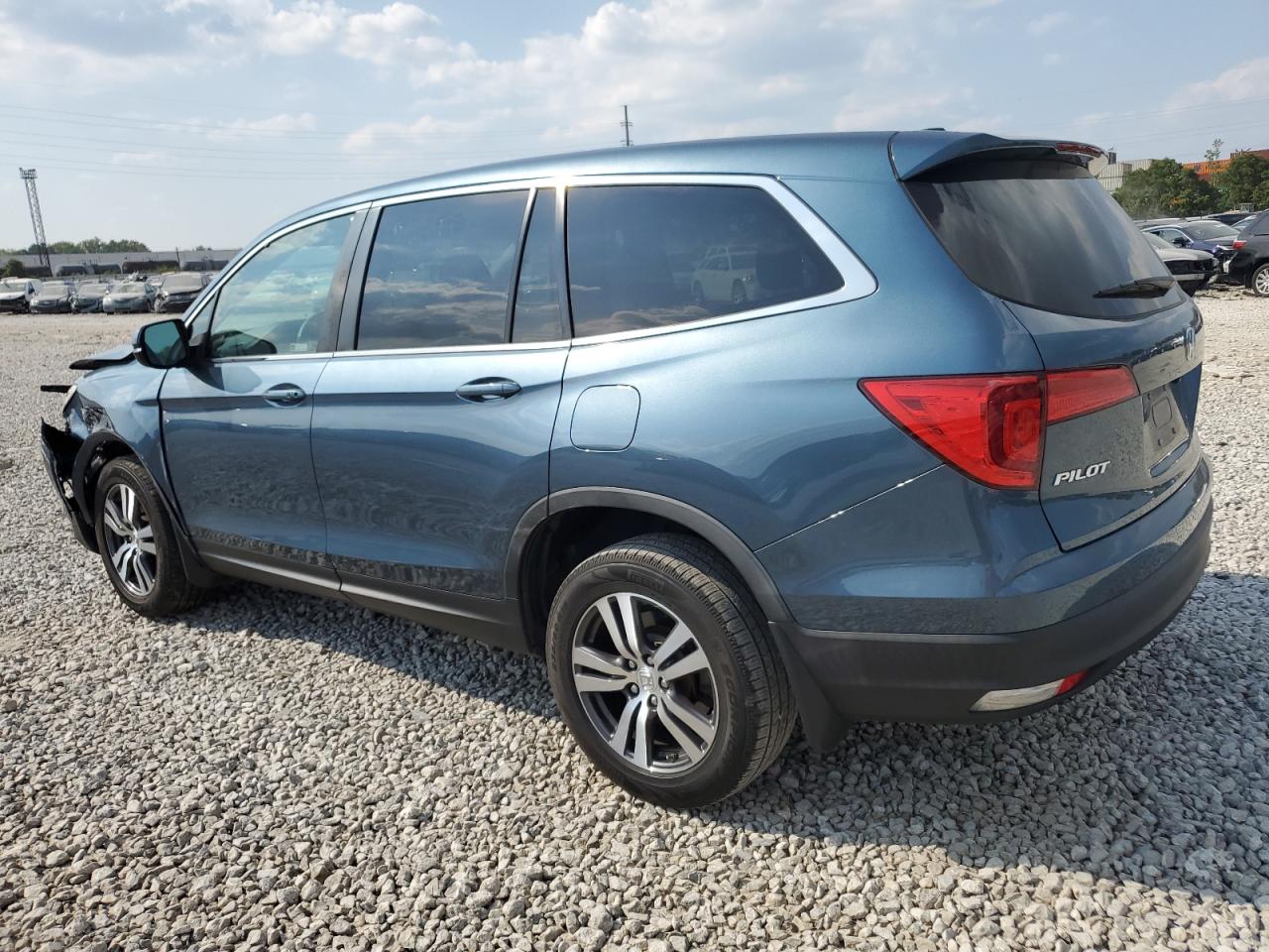 2018 Honda Pilot VIN 5FNYF6H30JB066912 Copart auction photo, front end damage thumbnail 2