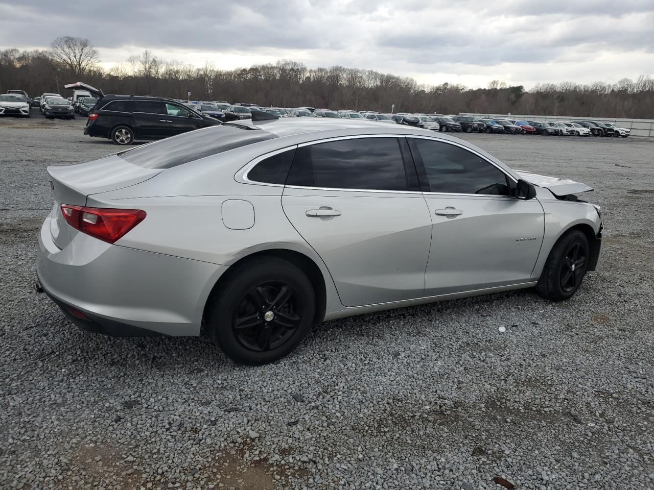 2020 Chevrolet Malibu VIN 1G1ZB5ST8LF082043 Copart auction photo, front end / minor dent/scratches damage thumbnail 3