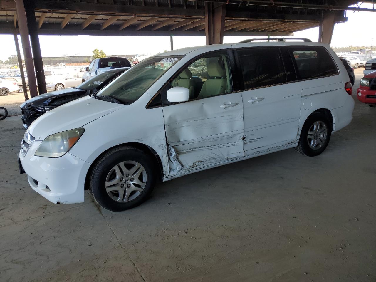 2005 Honda Odyssey VIN 5FNRL384X5B006596
