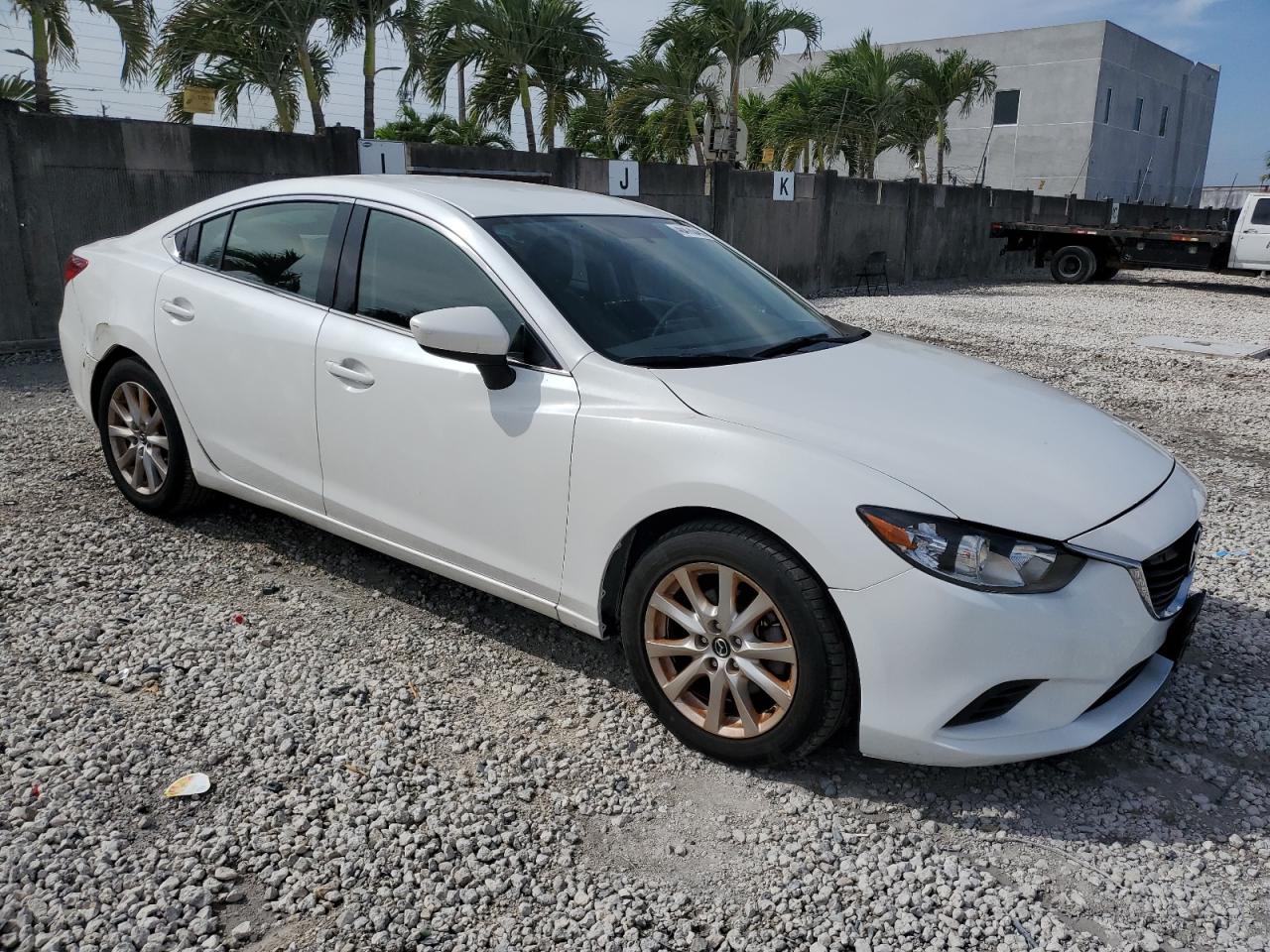 2016 Mazda 6 VIN JM1GJ1U58G1448997 Copart auction photo, minor dent/scratches damage thumbnail 4