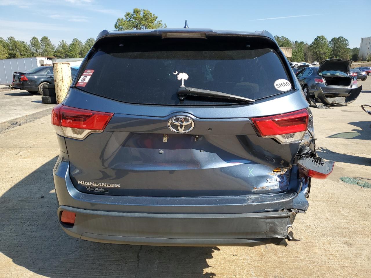 2017 Toyota Highlander VIN 5TDKZRFH3HS523442 Copart auction photo, rear end damage thumbnail 6