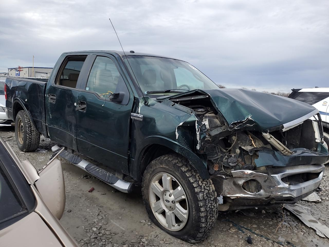 2007 Ford F-150 VIN 1FTPW14V57KA94898 Copart auction photo, front end / side damage thumbnail 4